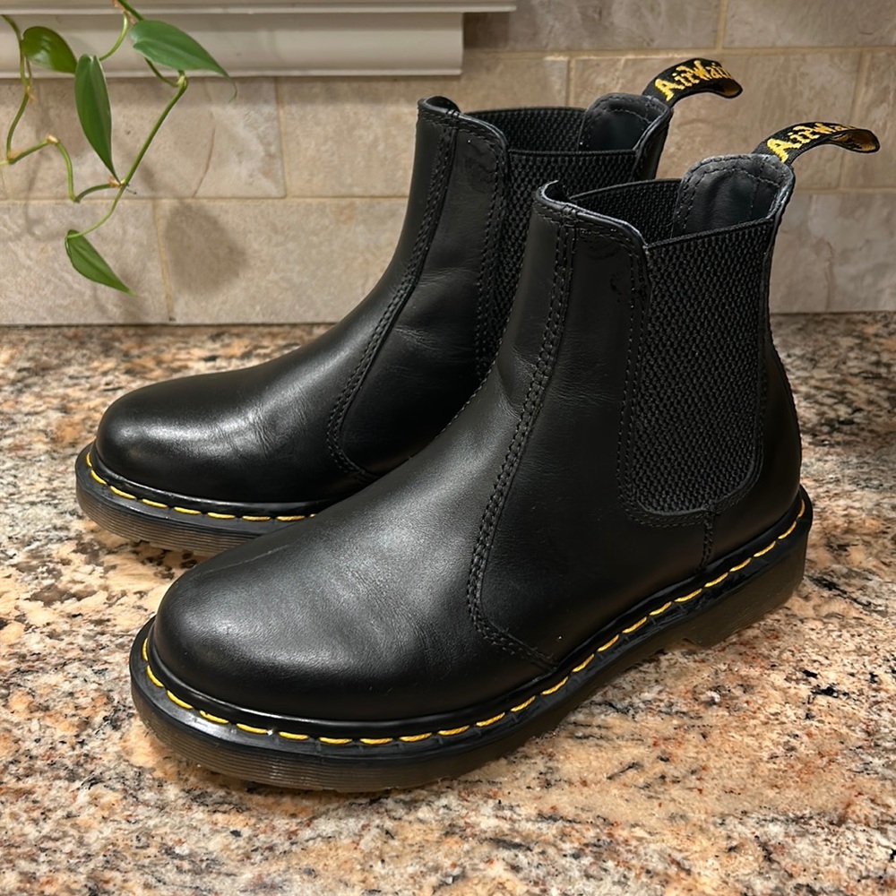 Dr. Martens Chelsea Boot